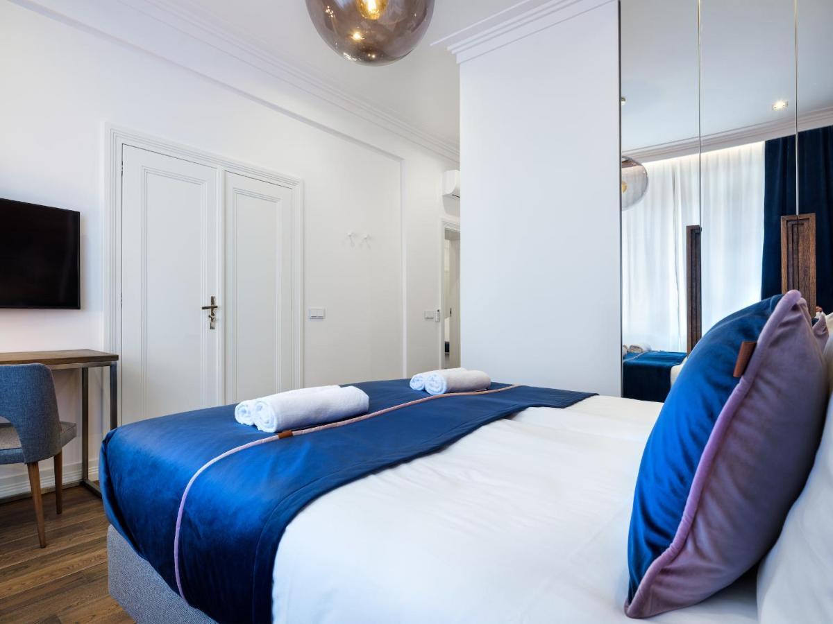 Tyzenhauz Grand Apartaments كراكوفيا المظهر الخارجي الصورة