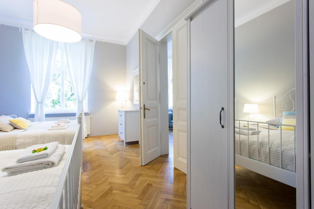 Tyzenhauz Grand Apartaments كراكوفيا المظهر الخارجي الصورة