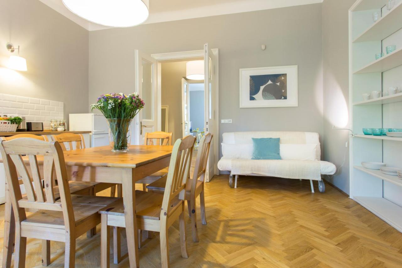 Tyzenhauz Grand Apartaments كراكوفيا المظهر الخارجي الصورة