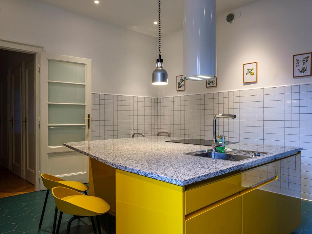 Tyzenhauz Grand Apartaments كراكوفيا المظهر الخارجي الصورة